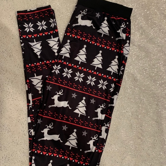 JUST IN! Comfy & Stylish CHRISTMAS leggings - Picture 5 of 8